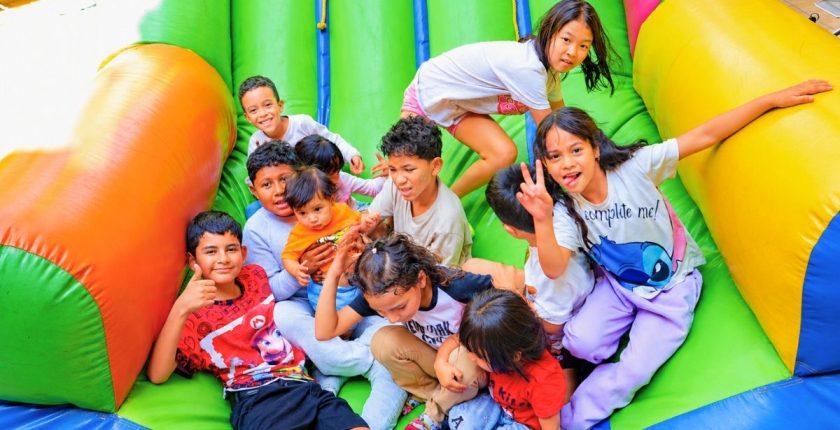 Niñas y niños sin frontera: la infancia migrante en México y el derecho a existir